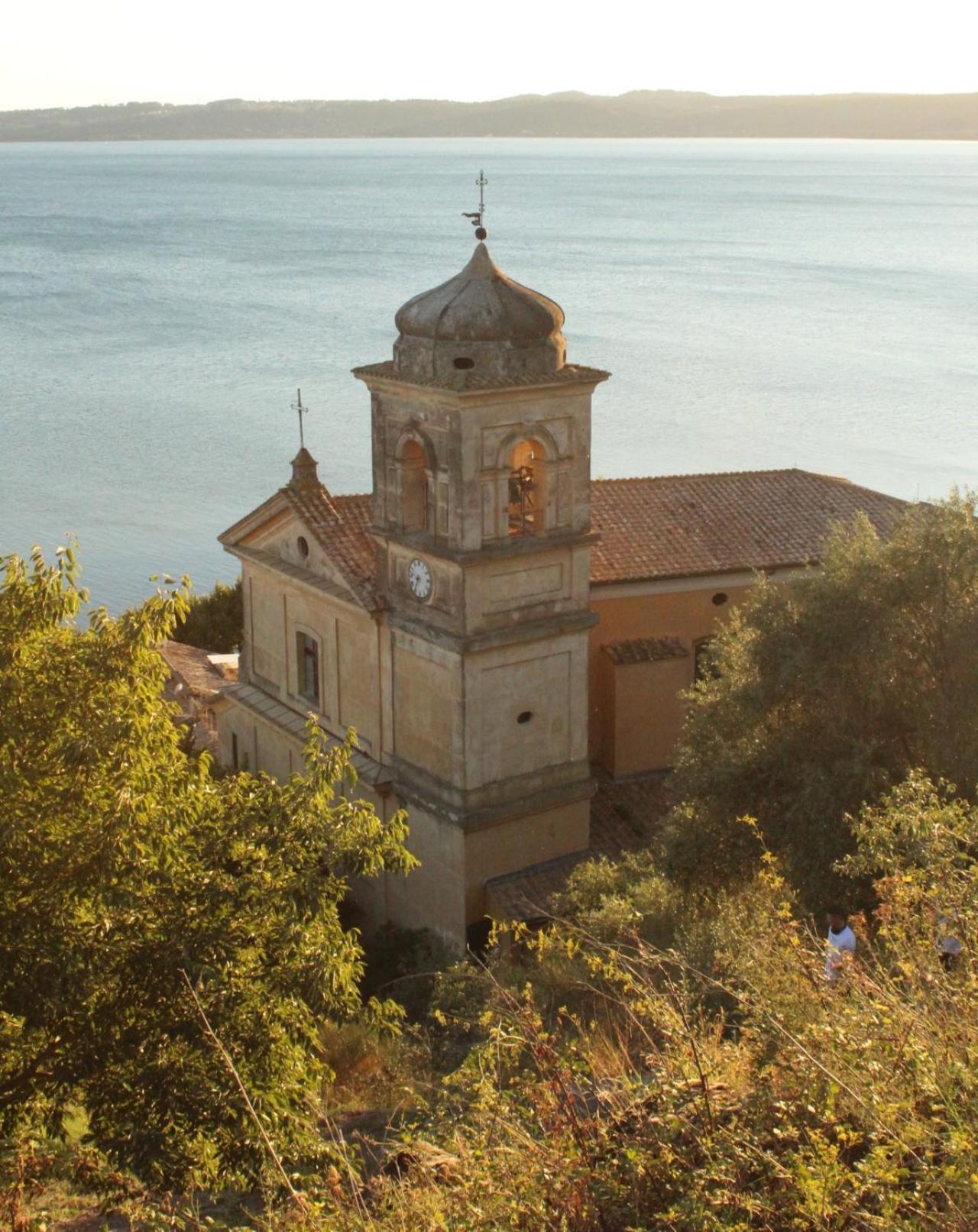 Dolce Lago Trevignano Romano Εξωτερικό φωτογραφία